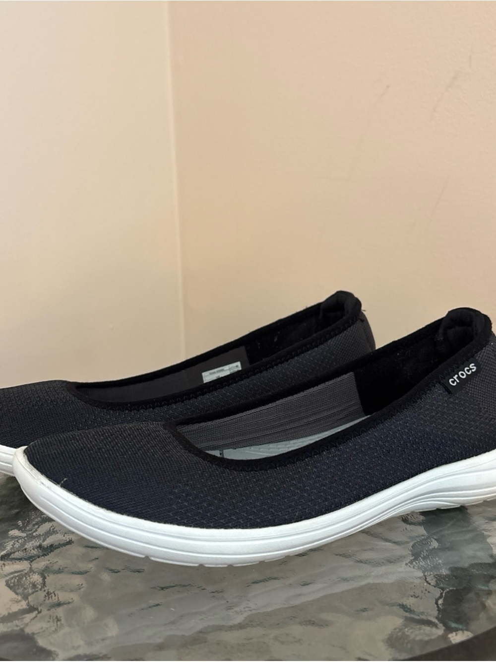 CROCS Black Slip-On Reviva